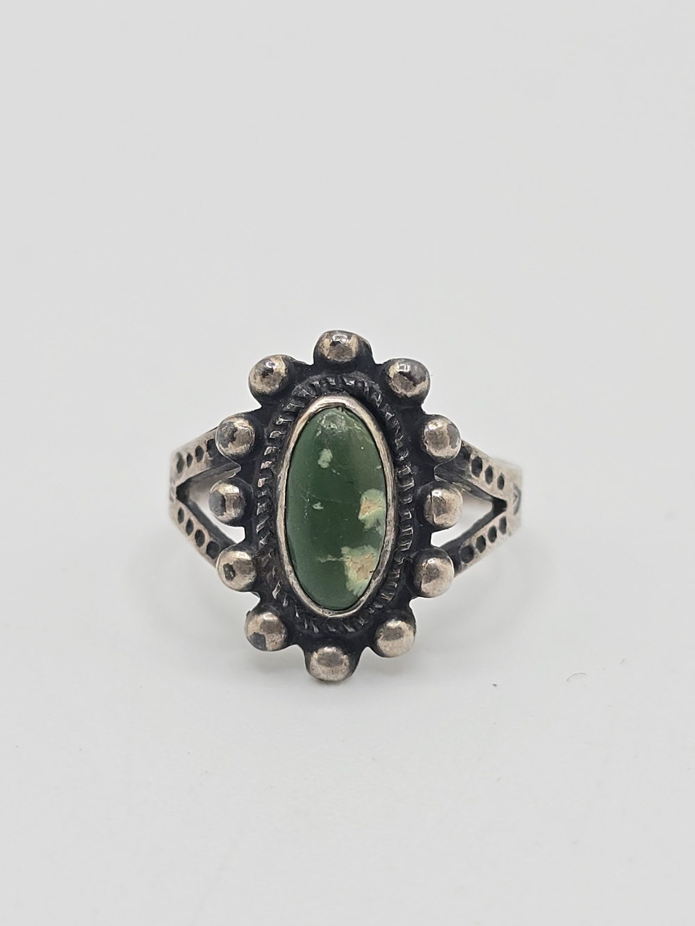 Vintage Sterling Silver Green Stone Ring Southwestern Size 5 Bohemian